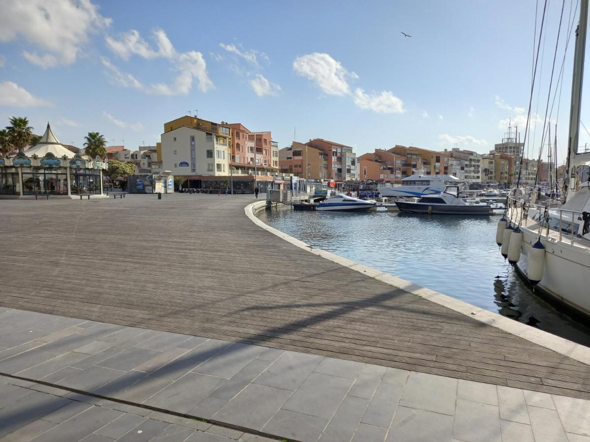 Port Brescou, T3 En Duplex Climatise, Superbe Vue Sur Le Port Apartment Agde Exterior photo